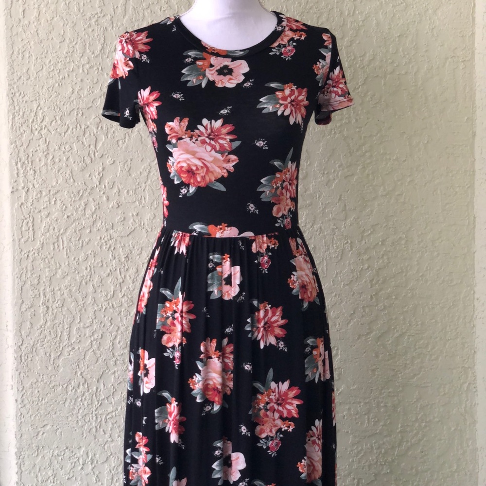 🌺Floral Maxi Dress🌺